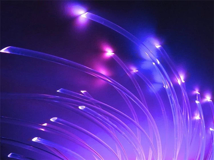 Fibra optică cu strălucire laterală transparentă de 1,5 mm
